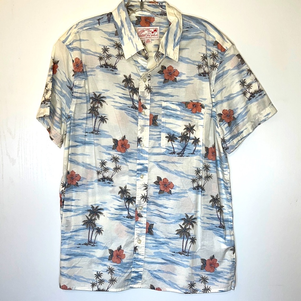 American Eagle Short Sleeve Button Down Mens Size L NWT Hawaiian Tropical